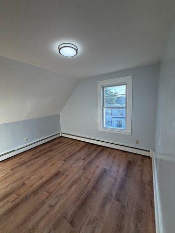 55 Harwood St 3, Lynn, MA 01902