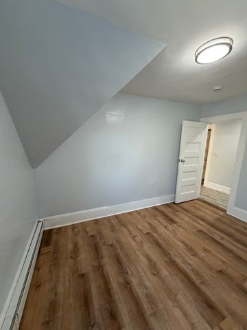 55 Harwood St 3, Lynn, MA 01902