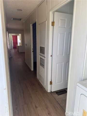 2751 Reche Canyon 4, Colton, CA 92324