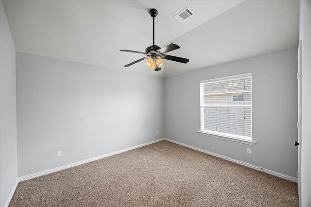 35 Woodmoor Place, Magnolia, TX 77354