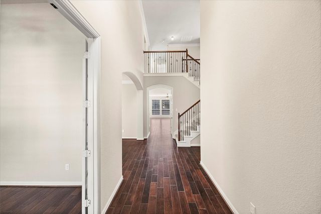 35 Woodmoor Place, Magnolia, TX 77354