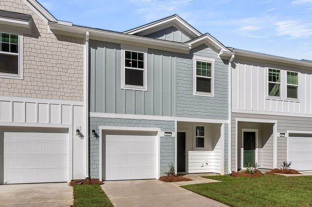 190 Halstead Drive, Moncks Corner, SC 29461