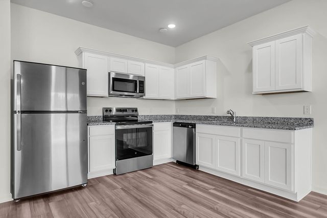 190 Halstead Drive, Moncks Corner, SC 29461