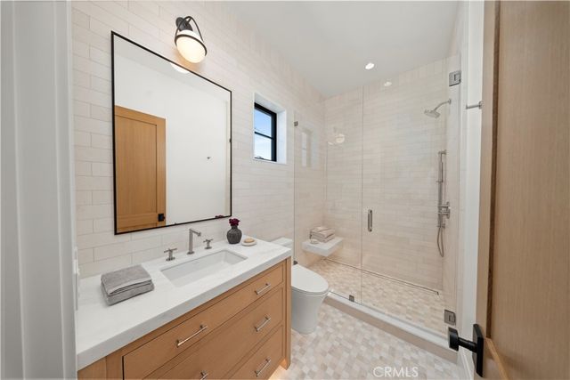 303 Jasmine Avenue, Corona Del Mar, CA 92625