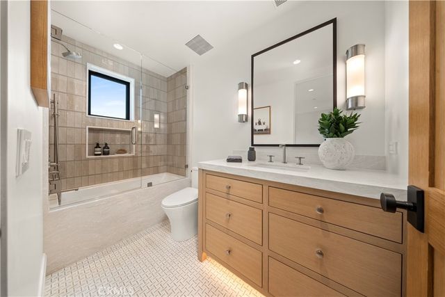 303 Jasmine Avenue, Corona Del Mar, CA 92625