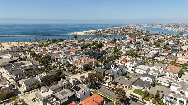 303 Jasmine Avenue, Corona Del Mar, CA 92625