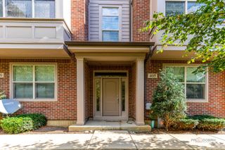 405 Alpine Springs Drive, Vernon Hills, IL 60061