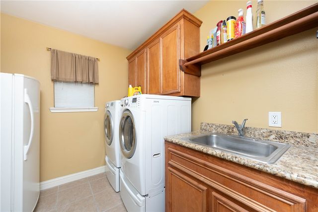 8302 Dawson Ct, Corpus Christi, TX 78414