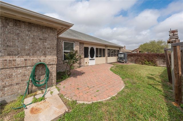 8302 Dawson Ct, Corpus Christi, TX 78414