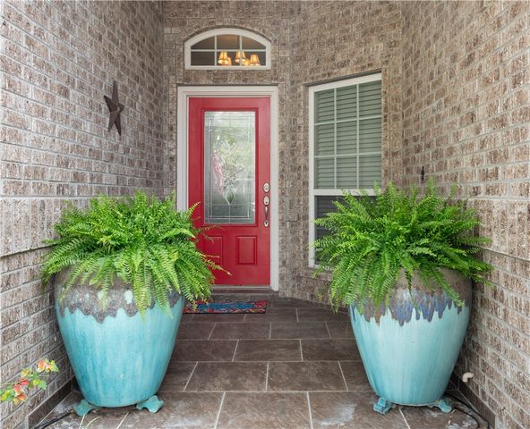 8302 Dawson Ct, Corpus Christi, TX 78414