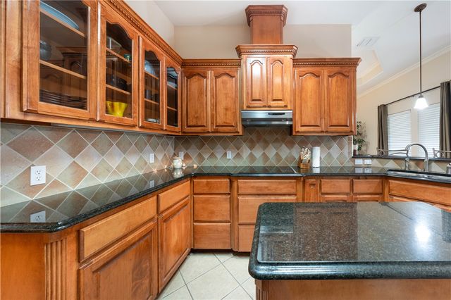 8302 Dawson Ct, Corpus Christi, TX 78414