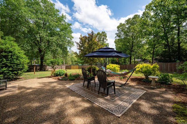 4 Riderwood Road, North Little Rock, AR 72116