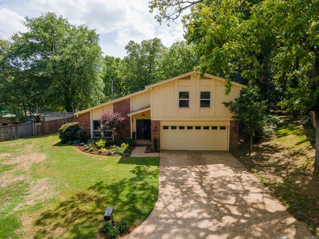 4 Riderwood Road, North Little Rock, AR 72116