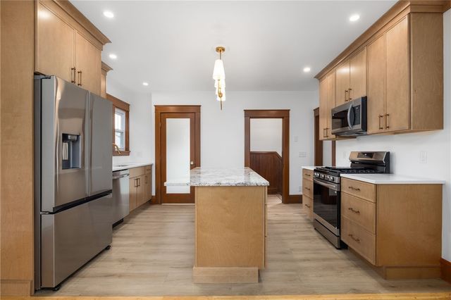 26 Welfare Avenue, Cranston, RI 02910