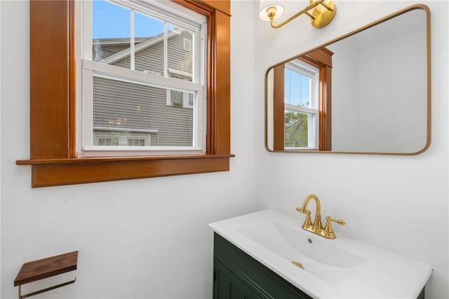 26 Welfare Avenue, Cranston, RI 02910