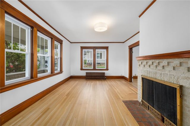 26 Welfare Avenue, Cranston, RI 02910