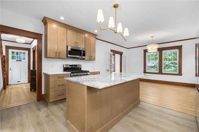 26 Welfare Avenue, Cranston, RI 02910