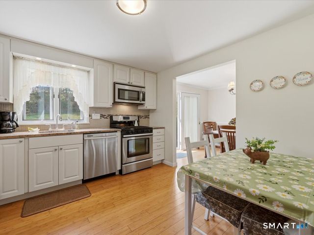 45 Brookwood Drive, Branford, CT 06405