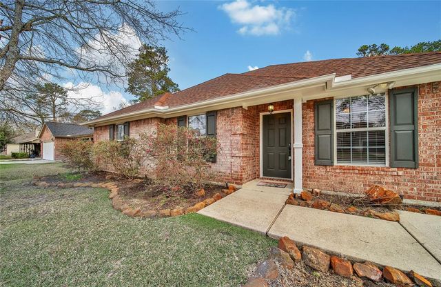 720 Springwood Drive, Conroe, TX 77385