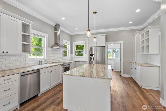 551 E Smith Road, Bellingham, WA 98226