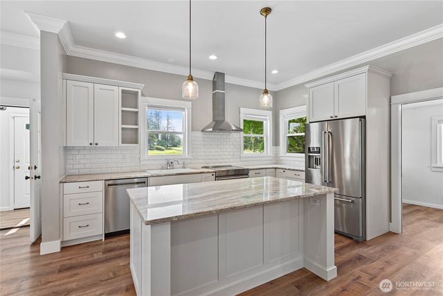 551 E Smith Road, Bellingham, WA 98226