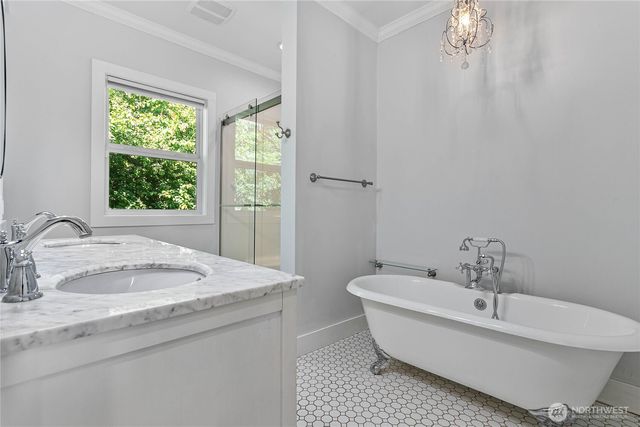 551 E Smith Road, Bellingham, WA 98226