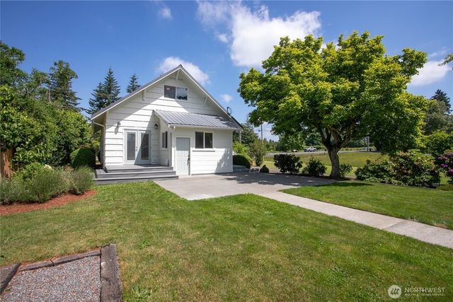 551 E Smith Road, Bellingham, WA 98226