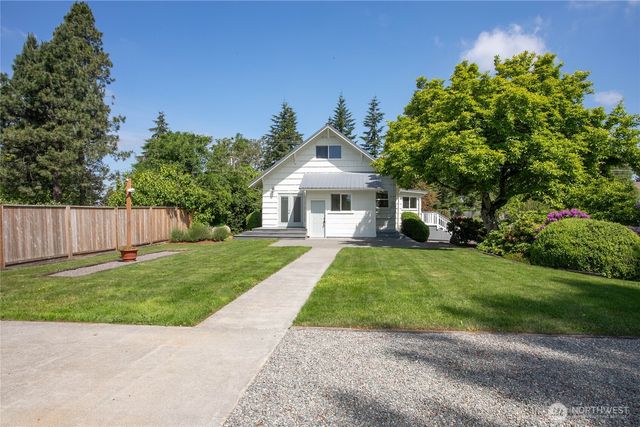 551 E Smith Road, Bellingham, WA 98226