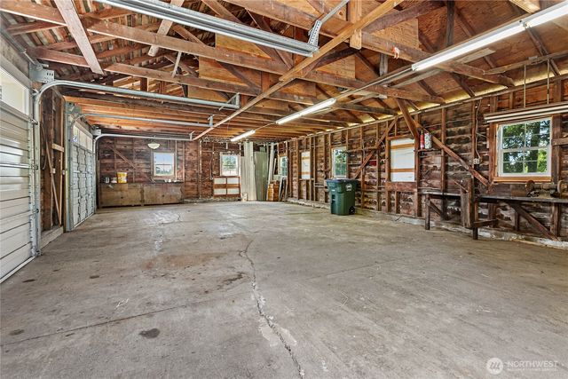 551 E Smith Road, Bellingham, WA 98226