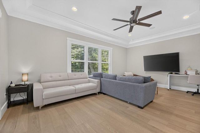4814 W SAN JOSE STREET, Tampa, FL 33629