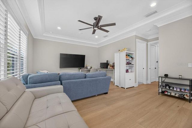 4814 W SAN JOSE STREET, Tampa, FL 33629