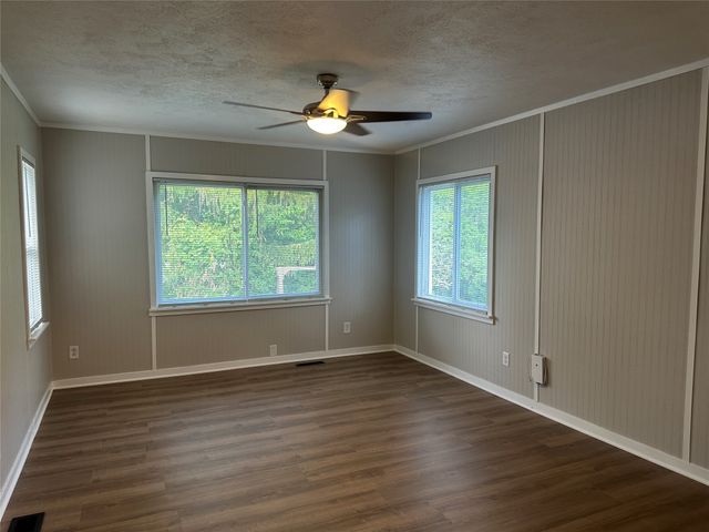 3701 47th Street, Des Moines, IA 50310