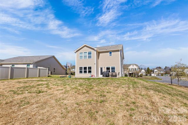 3220 Saddlebrook Drive, Midland, NC 28107