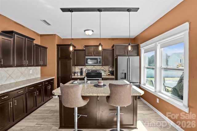 3220 Saddlebrook Drive, Midland, NC 28107