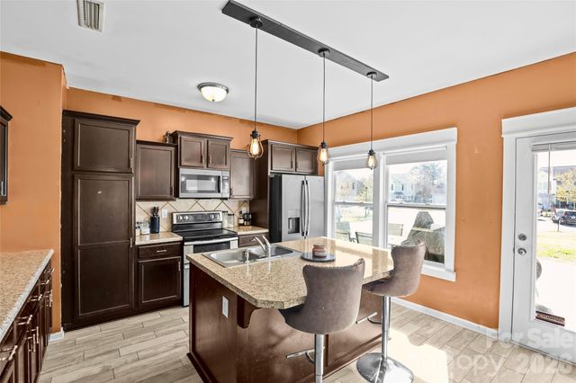 3220 Saddlebrook Drive, Midland, NC 28107