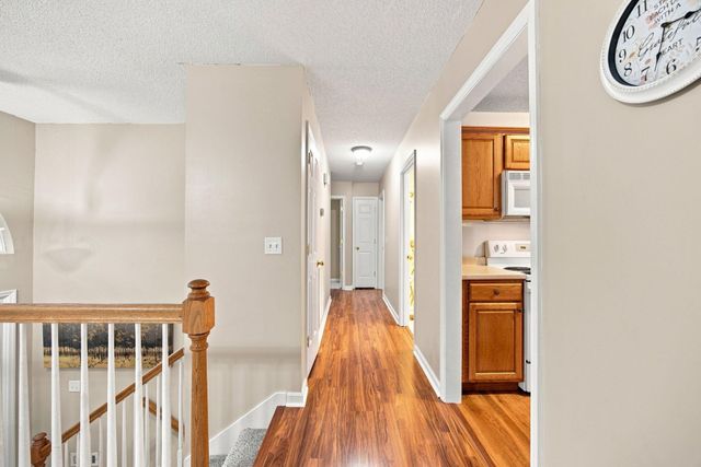 1024 Lower Mill Road, Hixson, TN 37343