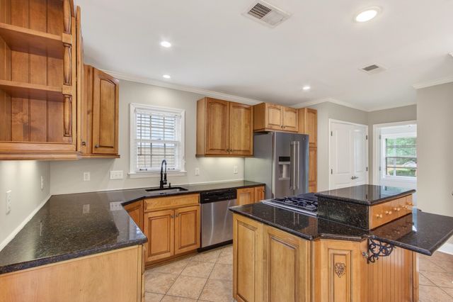 2773 IROQUOIS RD, Memphis, TN 38111