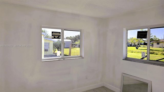 22335 Montrose Ave, 22335, Port Charlotte, FL 33952