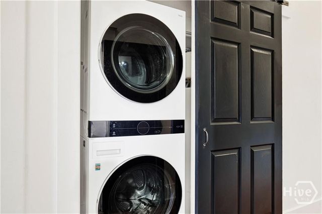 2115 Lincoln Street, Savannah, GA 31401