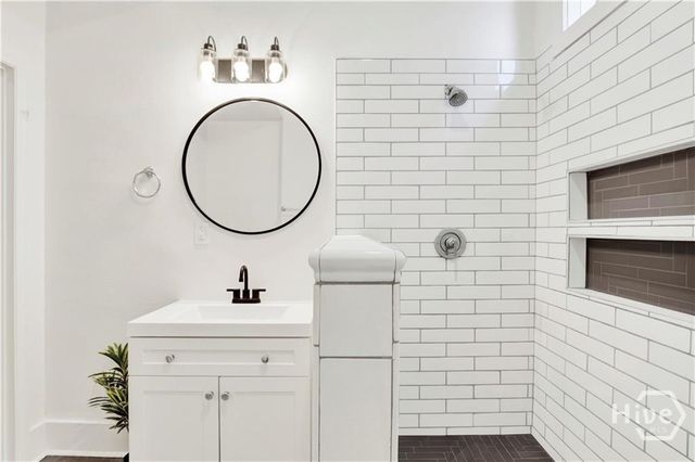 2115 Lincoln Street, Savannah, GA 31401