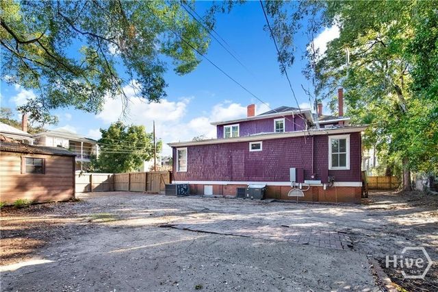 2115 Lincoln Street, Savannah, GA 31401