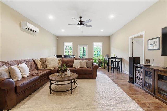 310 S Woodfin Ridge Drive, Inman, SC 29349