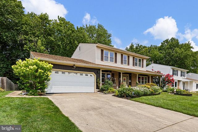 231 E SENECA DR, Newark, DE 19702