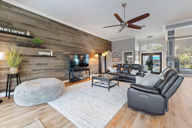 8888 SW Fishermans Wharf Drive, Stuart, FL 34997