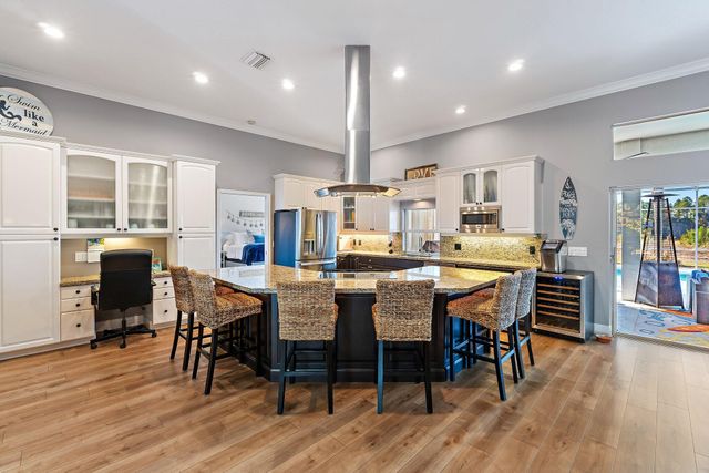 8888 SW Fishermans Wharf Drive, Stuart, FL 34997