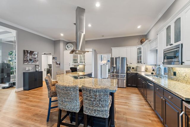 8888 SW Fishermans Wharf Drive, Stuart, FL 34997