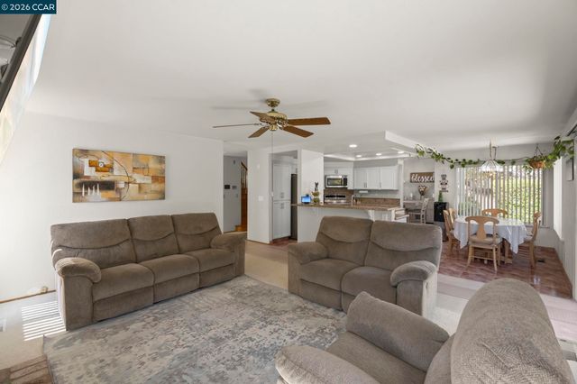 4117 Rocky Point Dr, Antioch, CA 94509