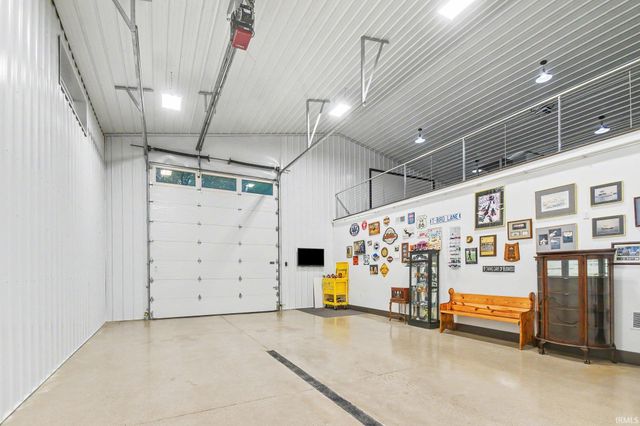 21095 Kern Road, South Bend, IN 46614
