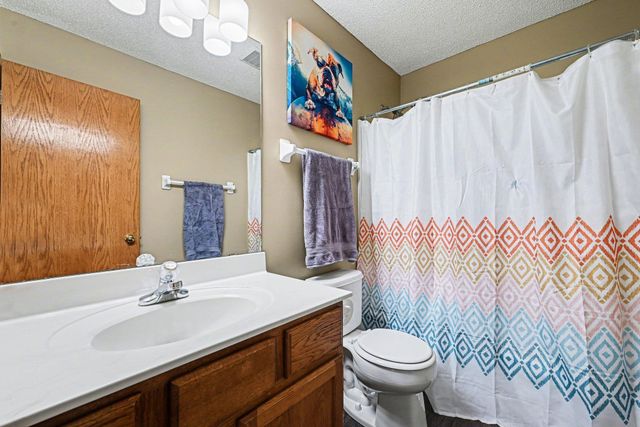 7625 Teal Road, Woodbury, MN 55125