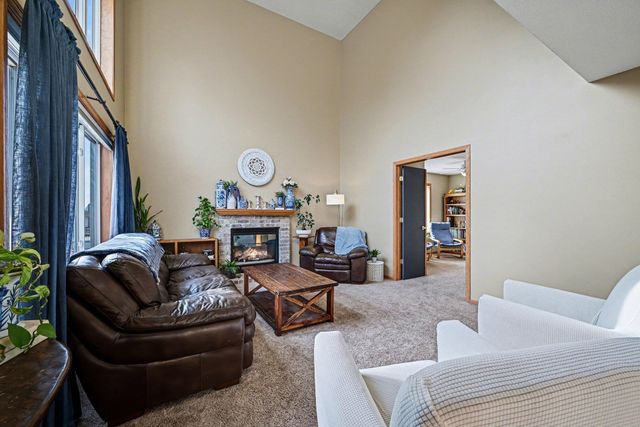 7625 Teal Road, Woodbury, MN 55125